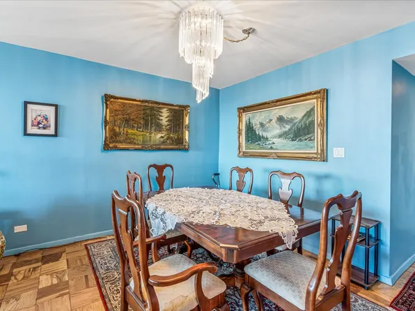 110-11 Queens Boulevard image 7 of 33