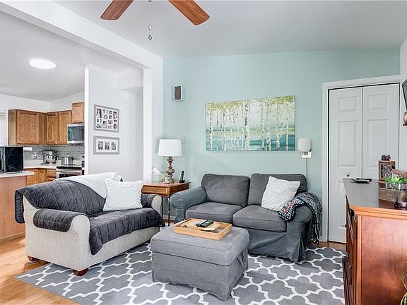 4th image of 3406 Johnsons Dr