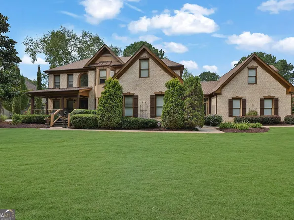 3940 Spalding Dr, Sandy Springs, GA 30350