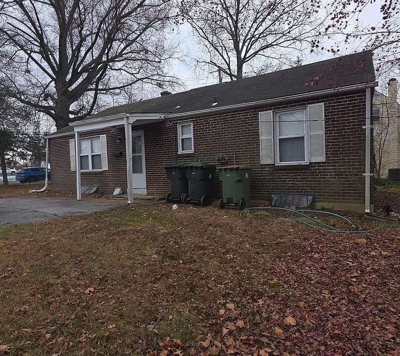 1st image of 716 S College Ave