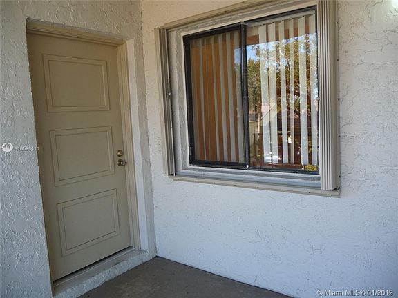 2nd image of 16172 Laurel Dr #202