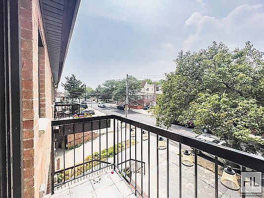 1st image of 7312 Yellowstone Blvd #2