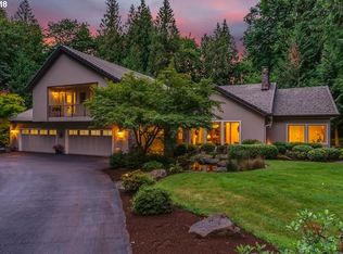 21534 SW Saint James Pl, West Linn, OR 97068