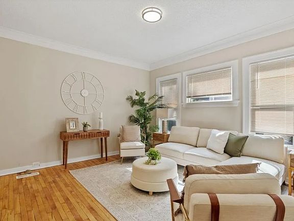 2nd image of 2915 Lyndale Ave N APT 1
