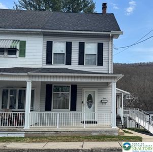 518 South St, Jim Thorpe, PA, 18229