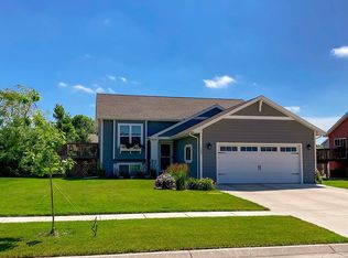 1301 Breckenridge Ln, Brookings, SD 57006