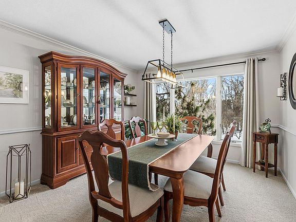 5th image of 1295 Velvetleaf Ln