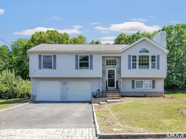 52 Brittany Lane, Naugatuck, CT 06770