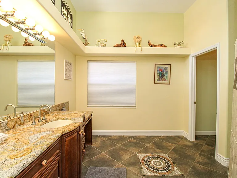 627 Soliel Dr — Photo 19