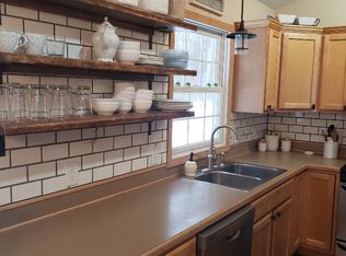 15269 Vintage Ave, Grand Haven, MI 49417