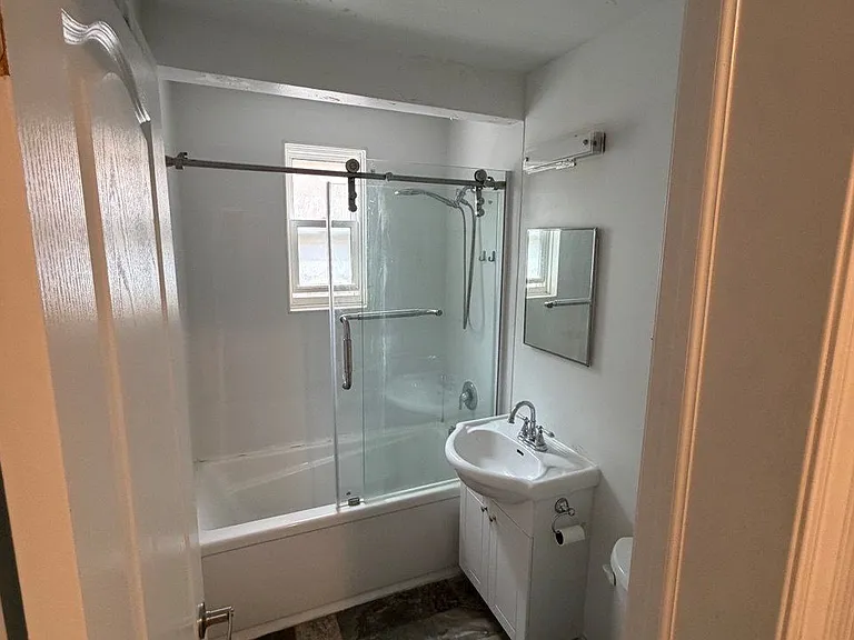43 Morgan Ave — Photo 11