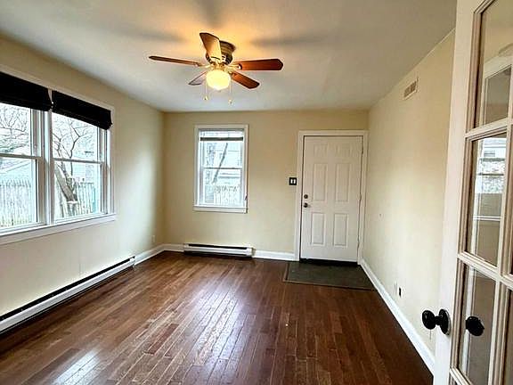 2nd image of 403 Denver Ct