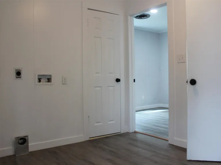 807 Depot St — Photo 16