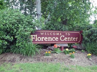 152 S Main St, Northampton, MA 01062