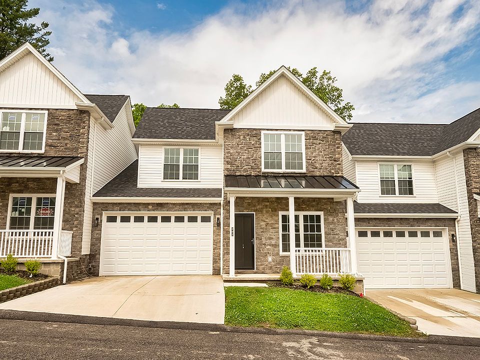1st image of 202 Willow Ln