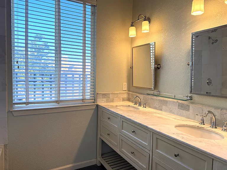 5822 Chambertin Dr — Photo 31
