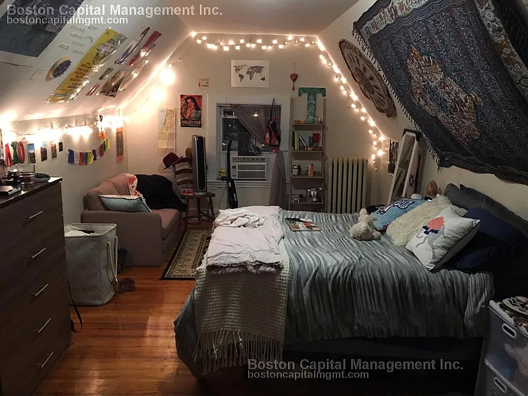 76 Linden St #2 — Photo 12