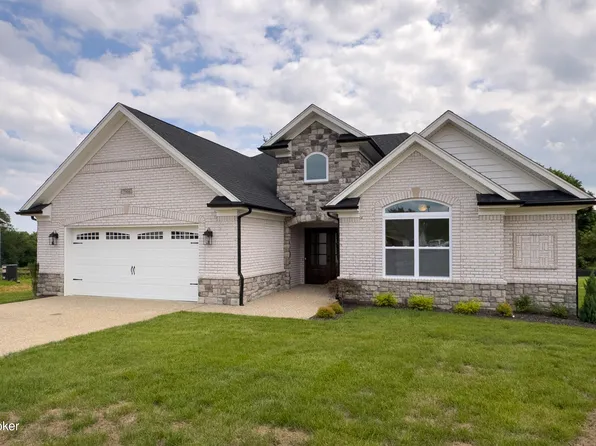 7906 Wagon Trl, Louisville, KY 40216