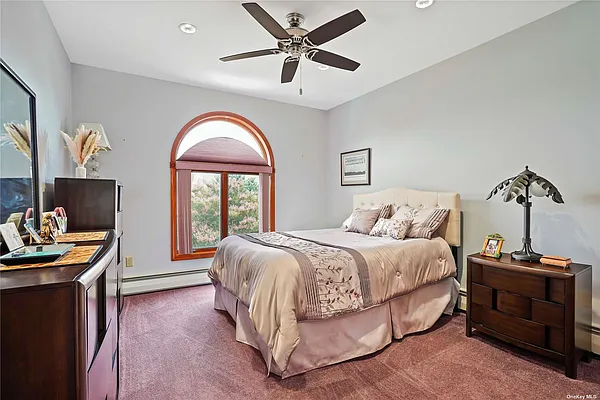 Sold by Century 21 Amiable Realty Group II Inc | media 57