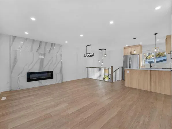 2415 N 22nd Ave SW, Calgary, AB T2T 0T1
