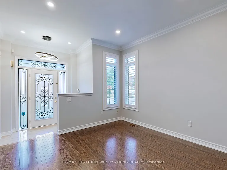 300 Sunny Meadow Blvd #UPPER — Photo 4