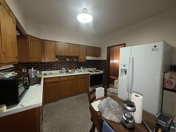 4th image of 46 4th Street