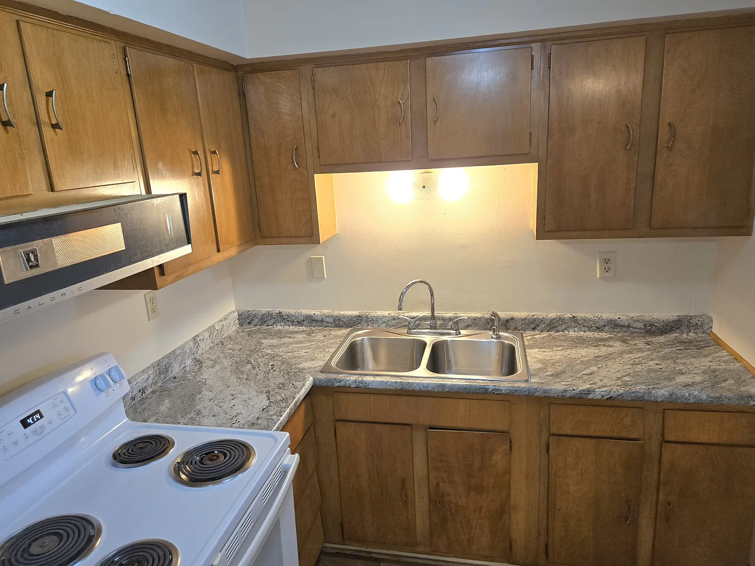 2 bed, 850 sqft, $1,250 — Photo 3