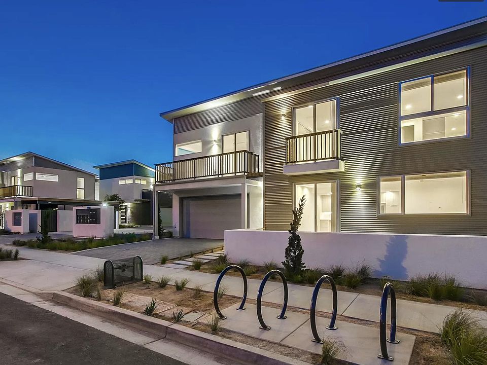 1160 Holly #15, Parking (2 spaces) in front of garage