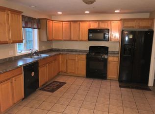 668 Gorham St #4, Lowell, MA 01852