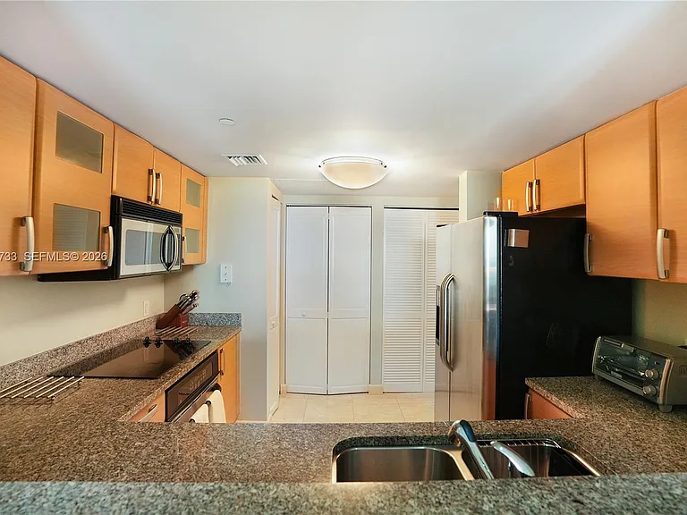 2101 Brickell Ave #1812 — Photo 14