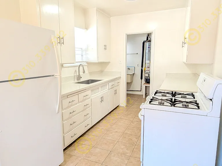 3761 Hughes Ave — Photo 8