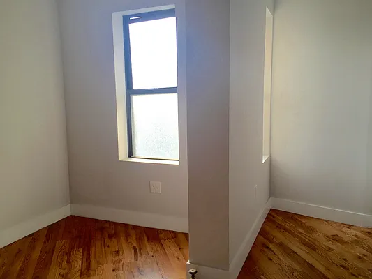 Rented by Weissman Realty | media 41