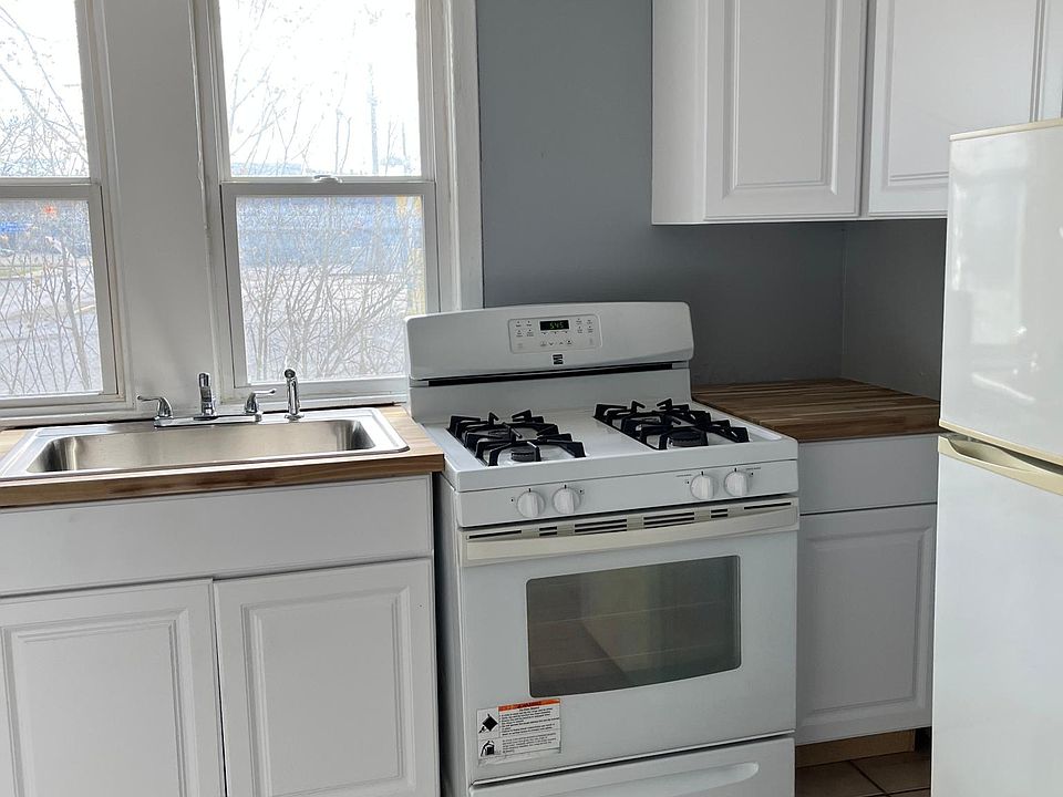 139 N Water Ave 139 N Water Ave Sharon PA Zillow