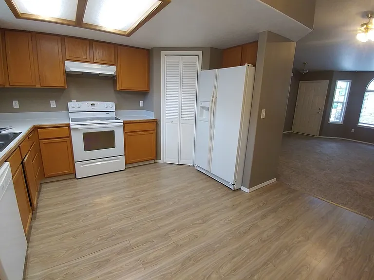 6563 W Parapet Dr — Photo 44
