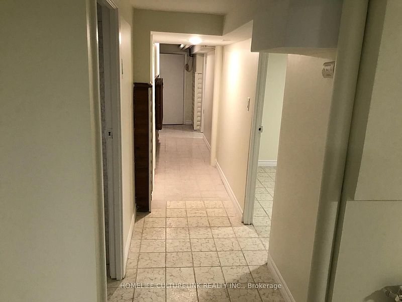 Toronto House for rent - 3 Bedrooms — photo 4