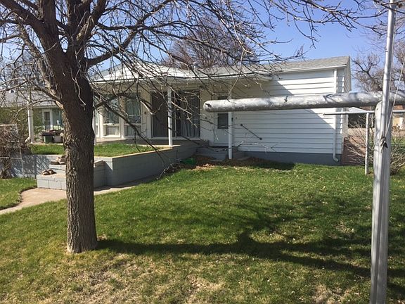 2nd image of 2331 Newton St