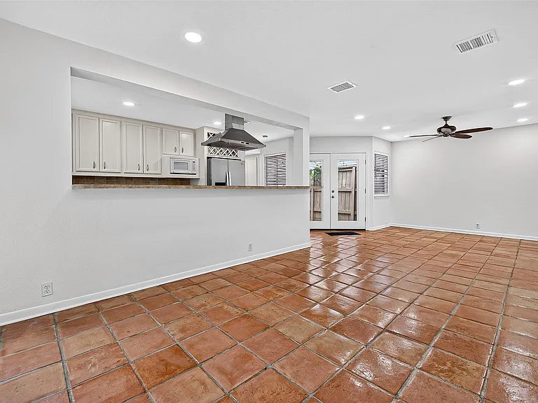 1344 Chardonnay Dr — Photo 12