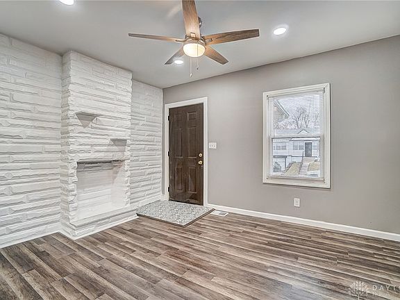4th image of 951 Burleigh Ave