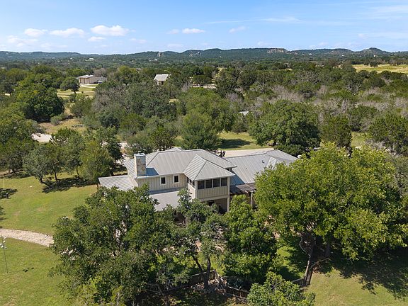 4th image of 255 DOVE VALLEY DR