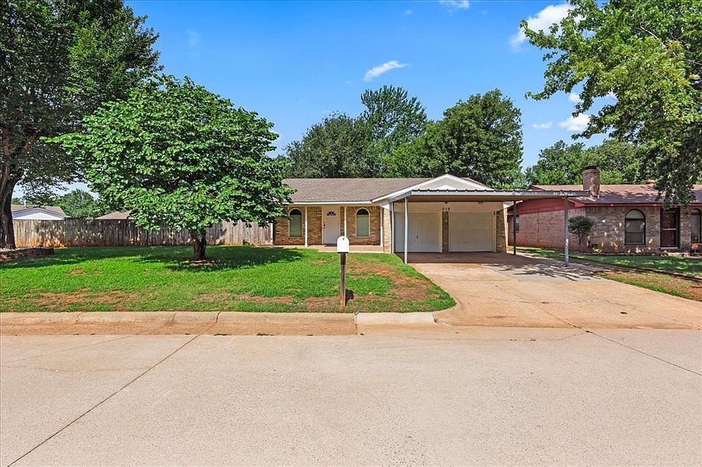 713 S Glen Ln, Mustang, OK 73064 | Zillow