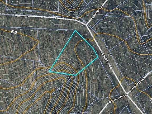 2nd image of 9 Lois Ln