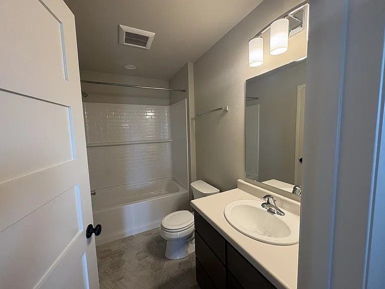 1598 Star Light Dr — Photo 13