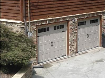 2nd image of 3919 Hillbrook Dr