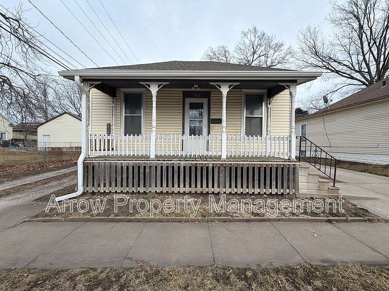 1st image of 1928 S 10th St