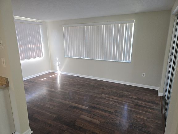 3rd image of 7408 Country Club Dr