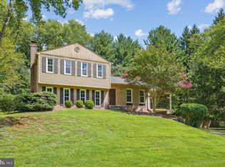 14813 Lake Ter, Rockville, MD 20853