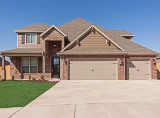 4204 SW Bermuda Ave, Bentonville, AR 72712