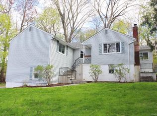 64 Pumphouse Rd, Brewster, NY 10509