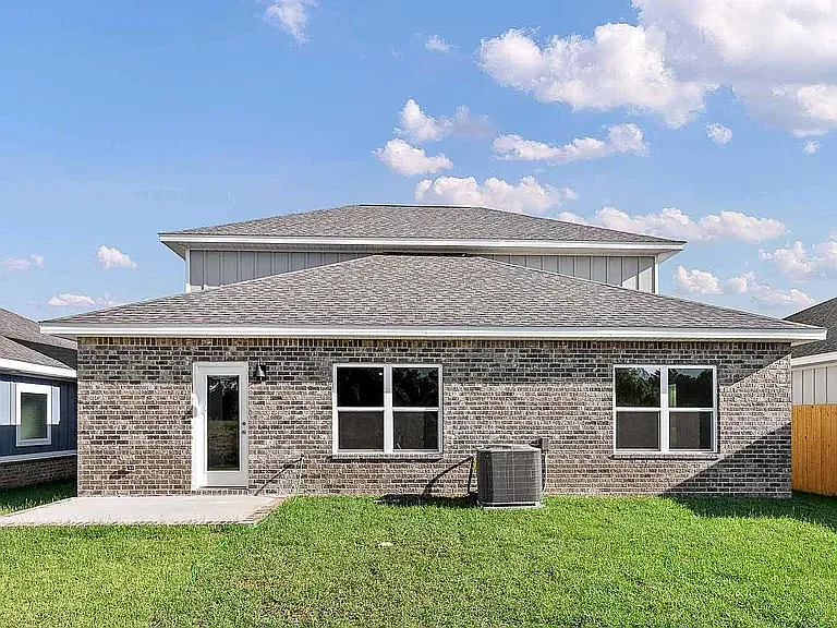 5583 Clarity St — Photo 33