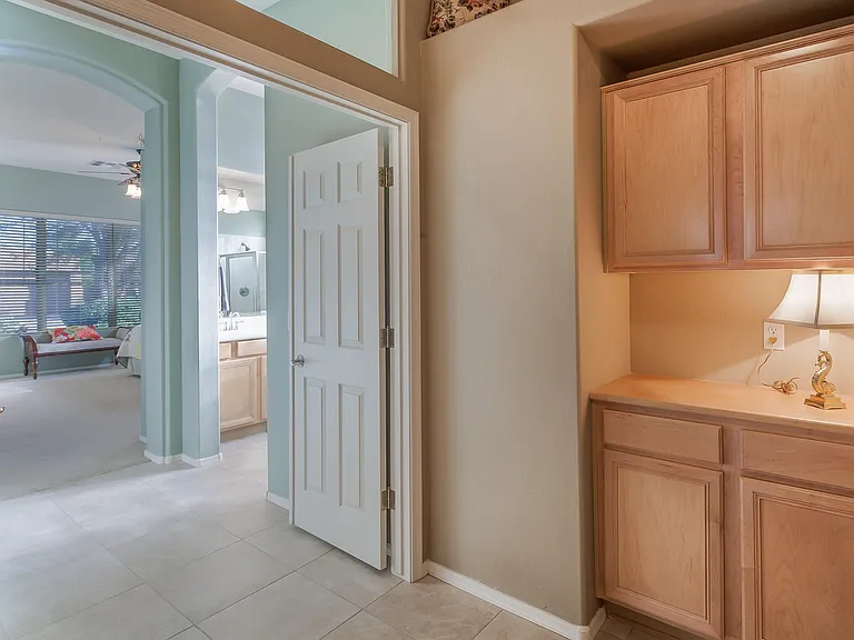 9562 E Chuckwagon Ln — Photo 15